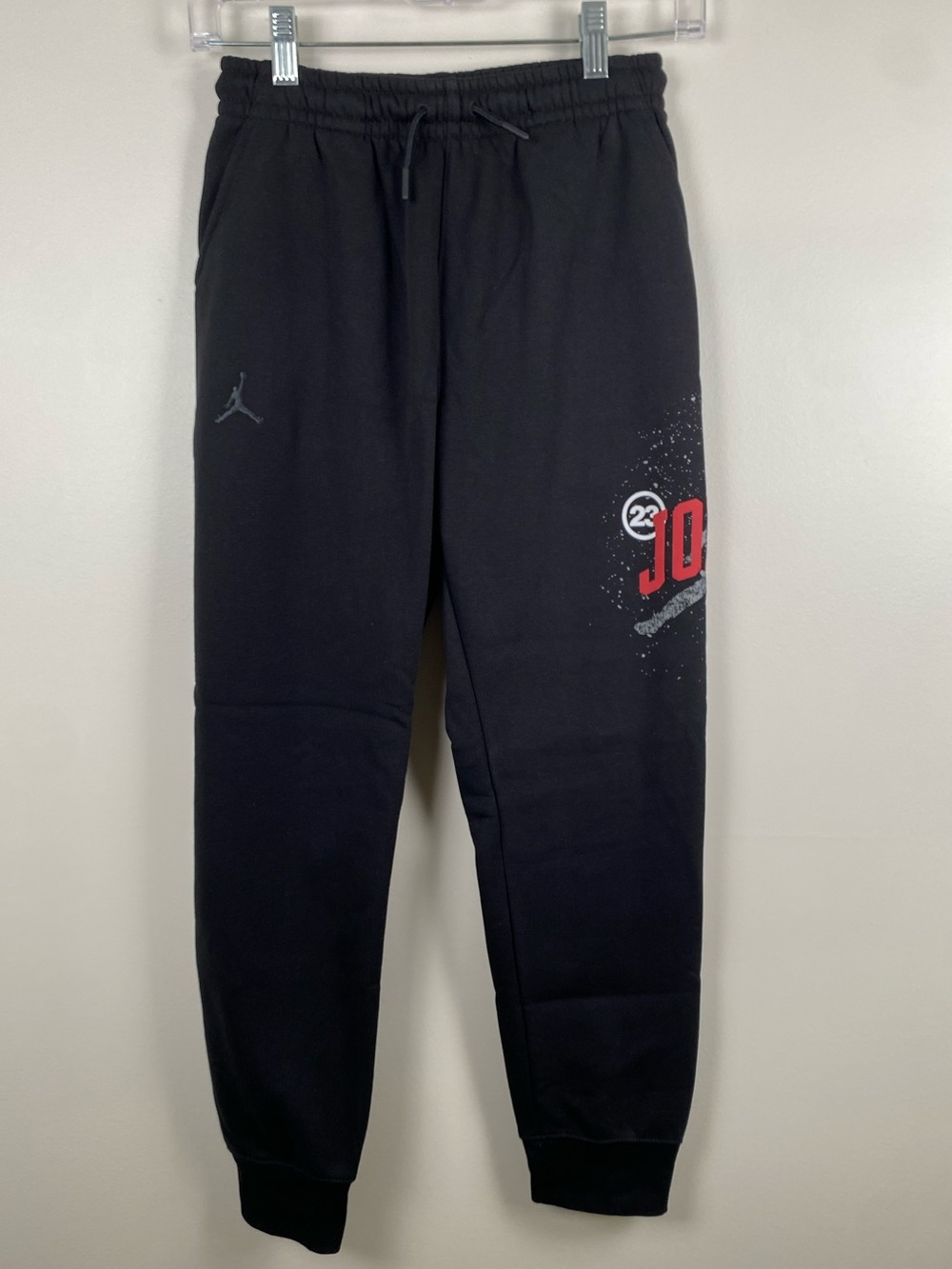 NWT Jordan Kids Black Jogger Sweatpants Medium